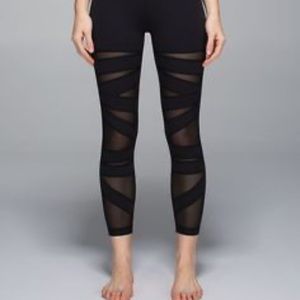 Lululemon wunder under mesh front leggings